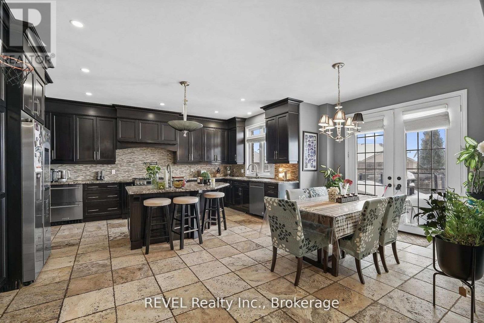 6600 Richard Crescent, Niagara Falls (Forestview), ON