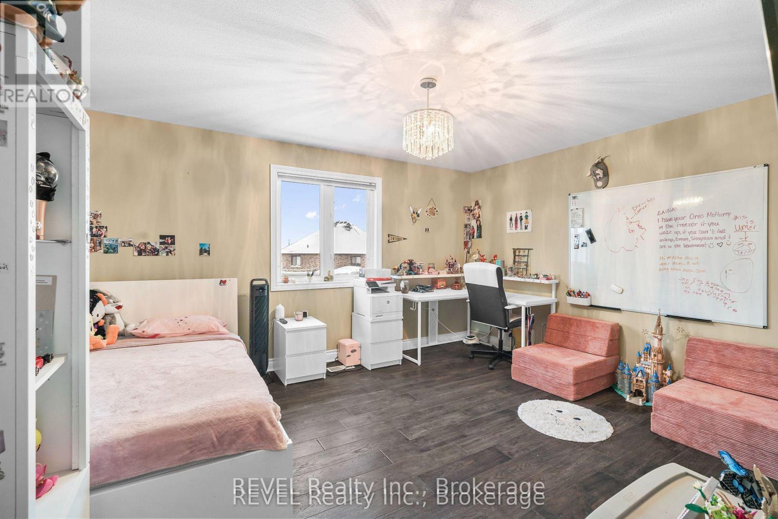 6600 Richard Crescent, Niagara Falls (Forestview), ON