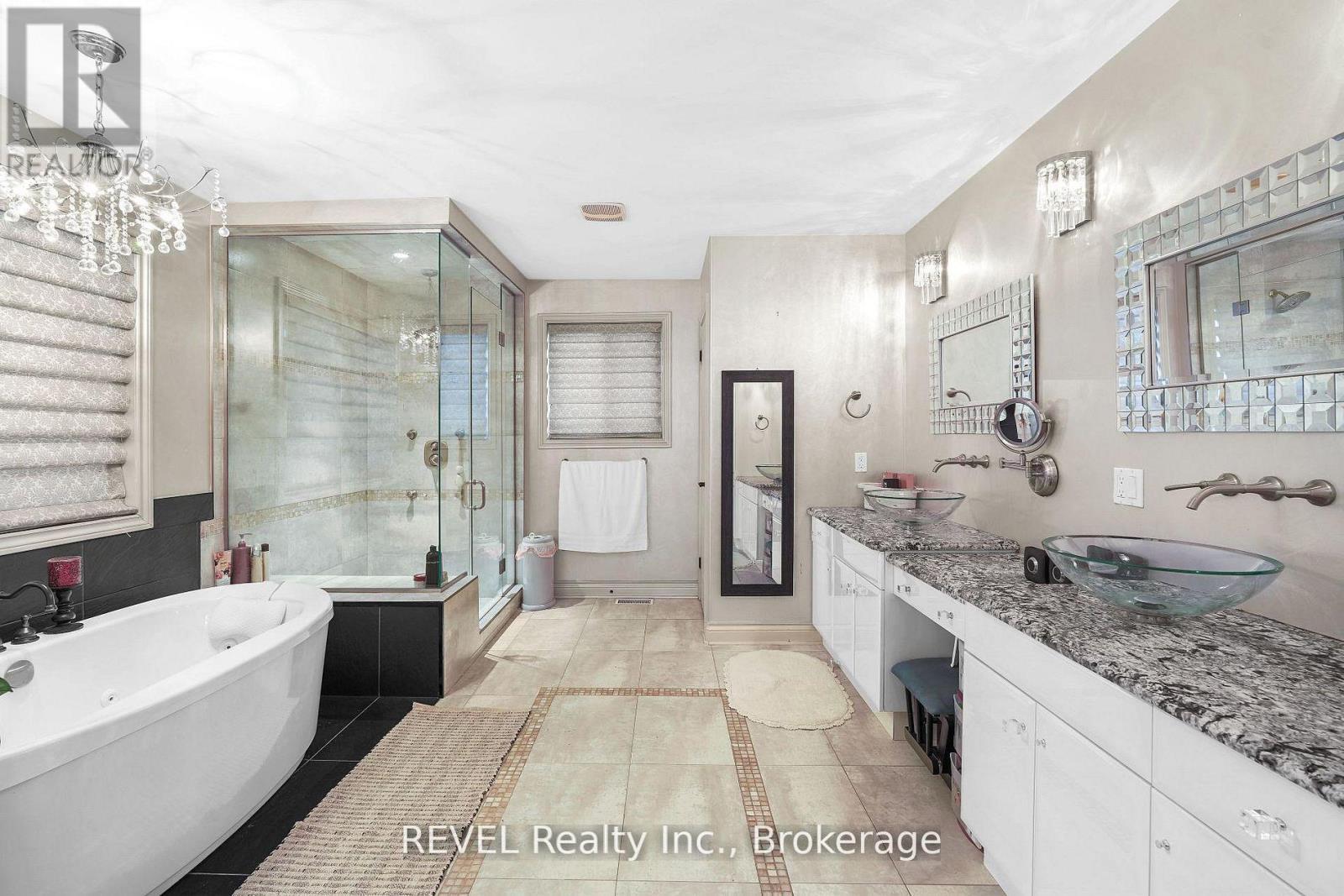 6600 Richard Crescent, Niagara Falls (Forestview), ON