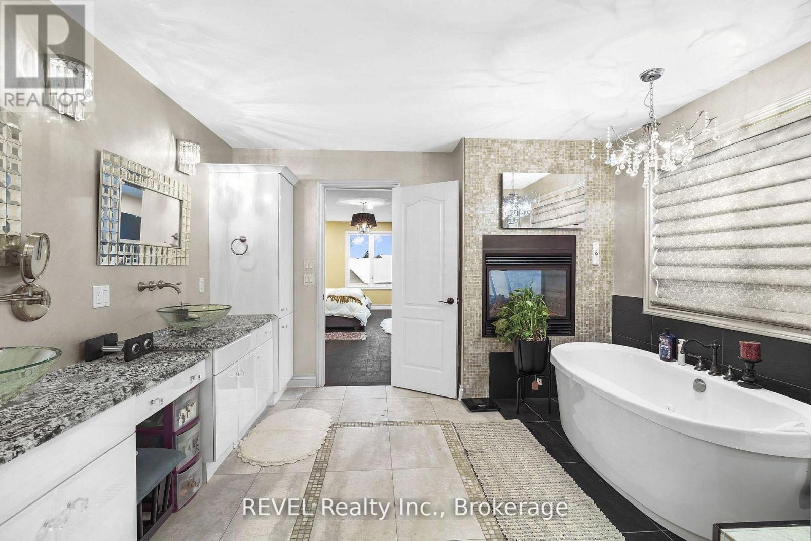 6600 Richard Crescent, Niagara Falls (Forestview), ON