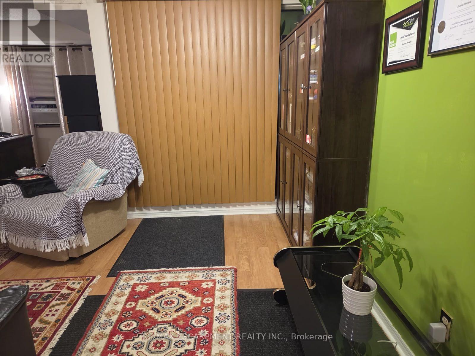 201 - 240 Quigley Road, Hamilton, ON
