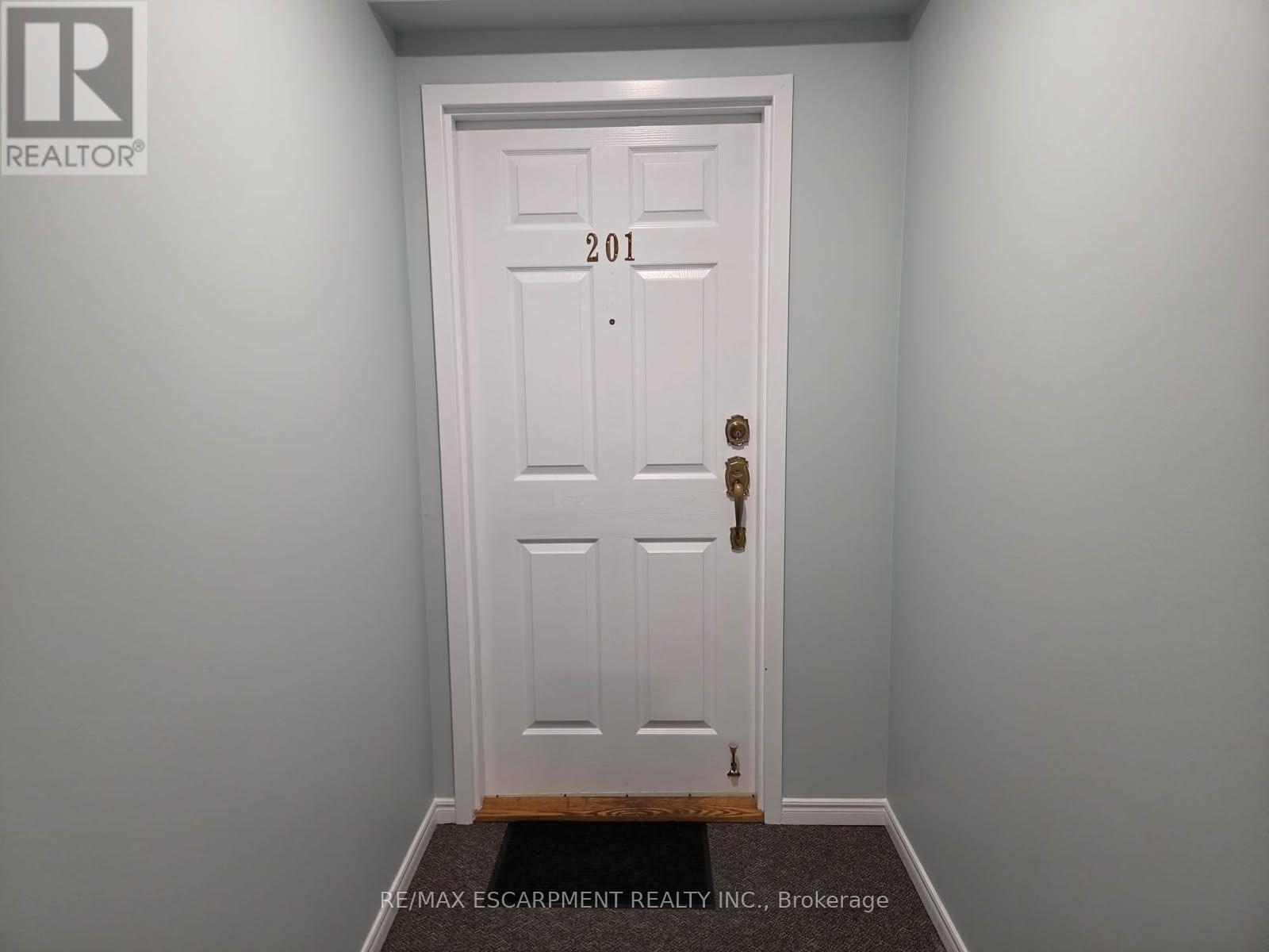 201 - 240 Quigley Road, Hamilton, ON