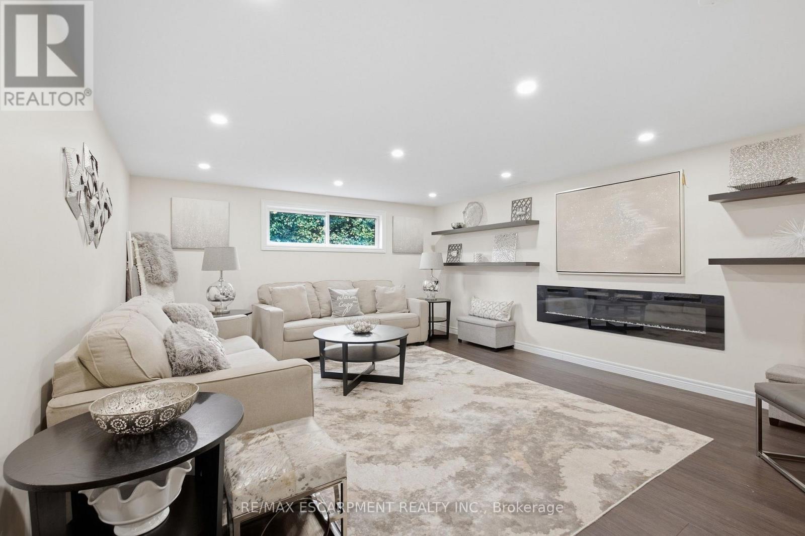 22 Sycamore Street, Hamilton, ON
