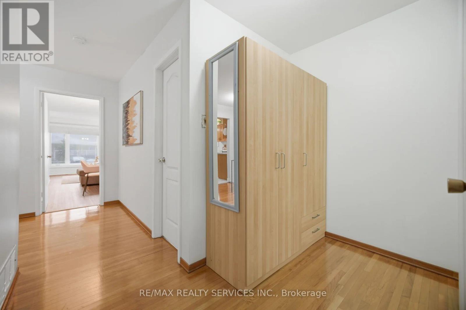2414 Whaley Drive, Mississauga, ON
