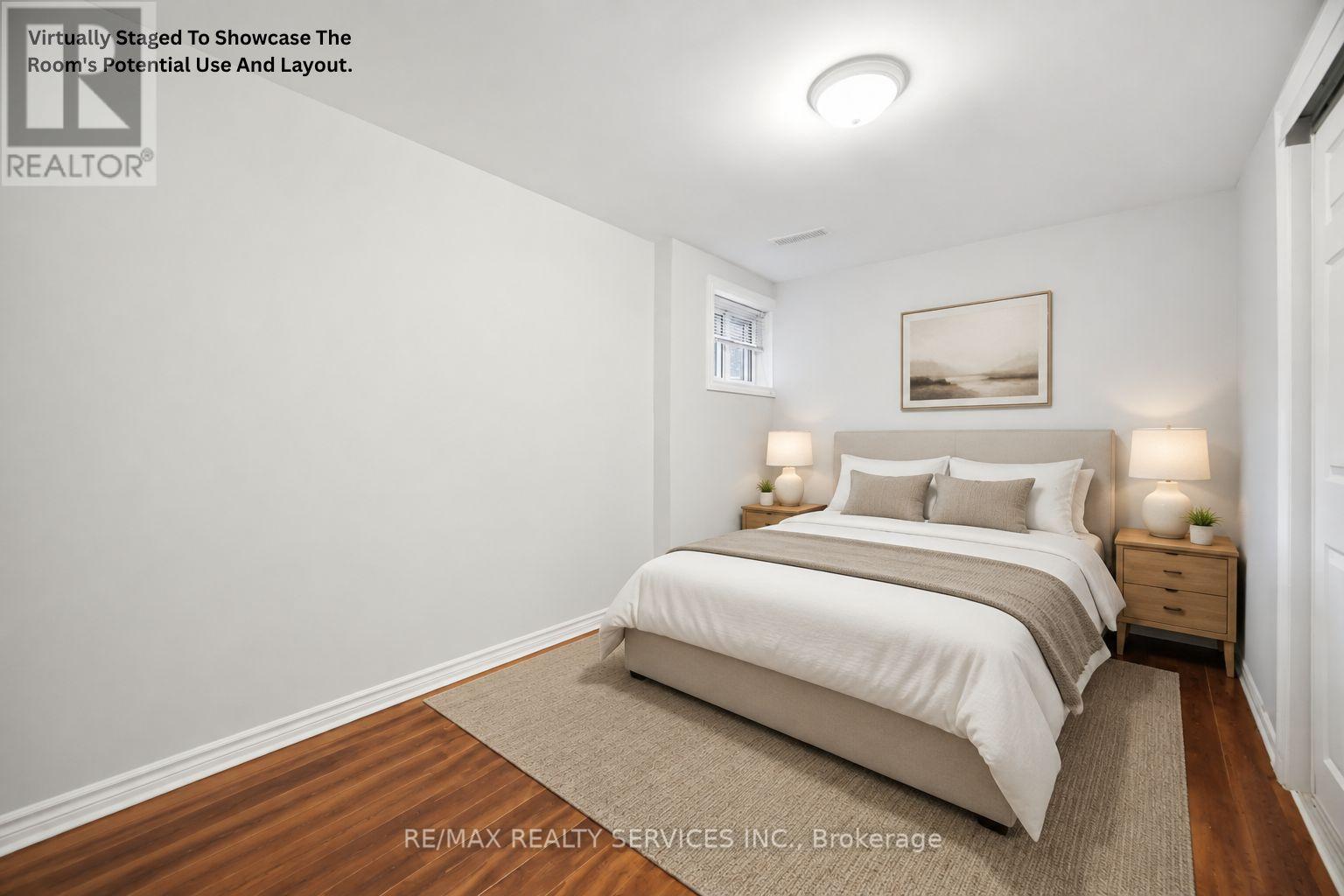 2414 Whaley Drive, Mississauga, ON