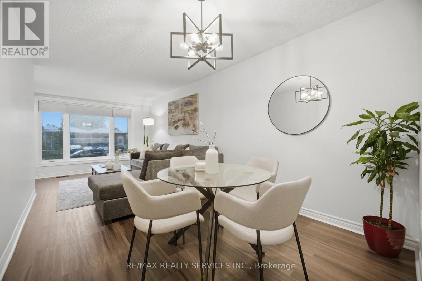 2414 Whaley Drive, Mississauga, ON