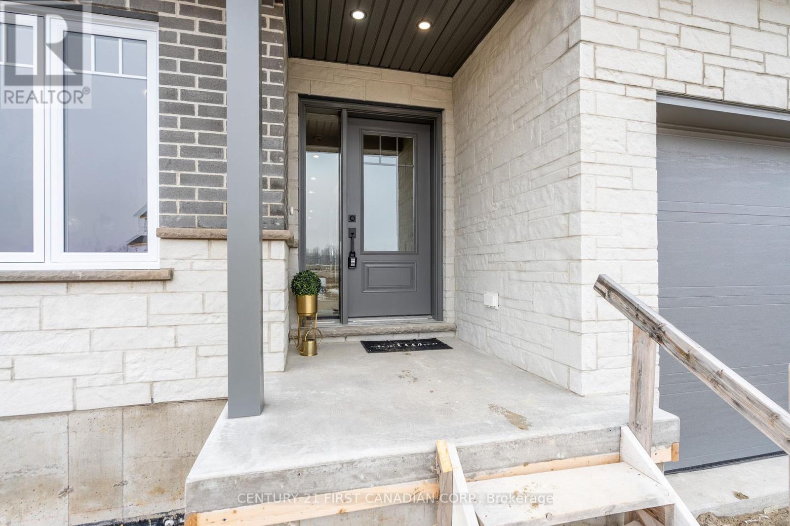Example of Previously Built Model - 44 Postma Crescent, North Middlesex (Ailsa Craig), ON