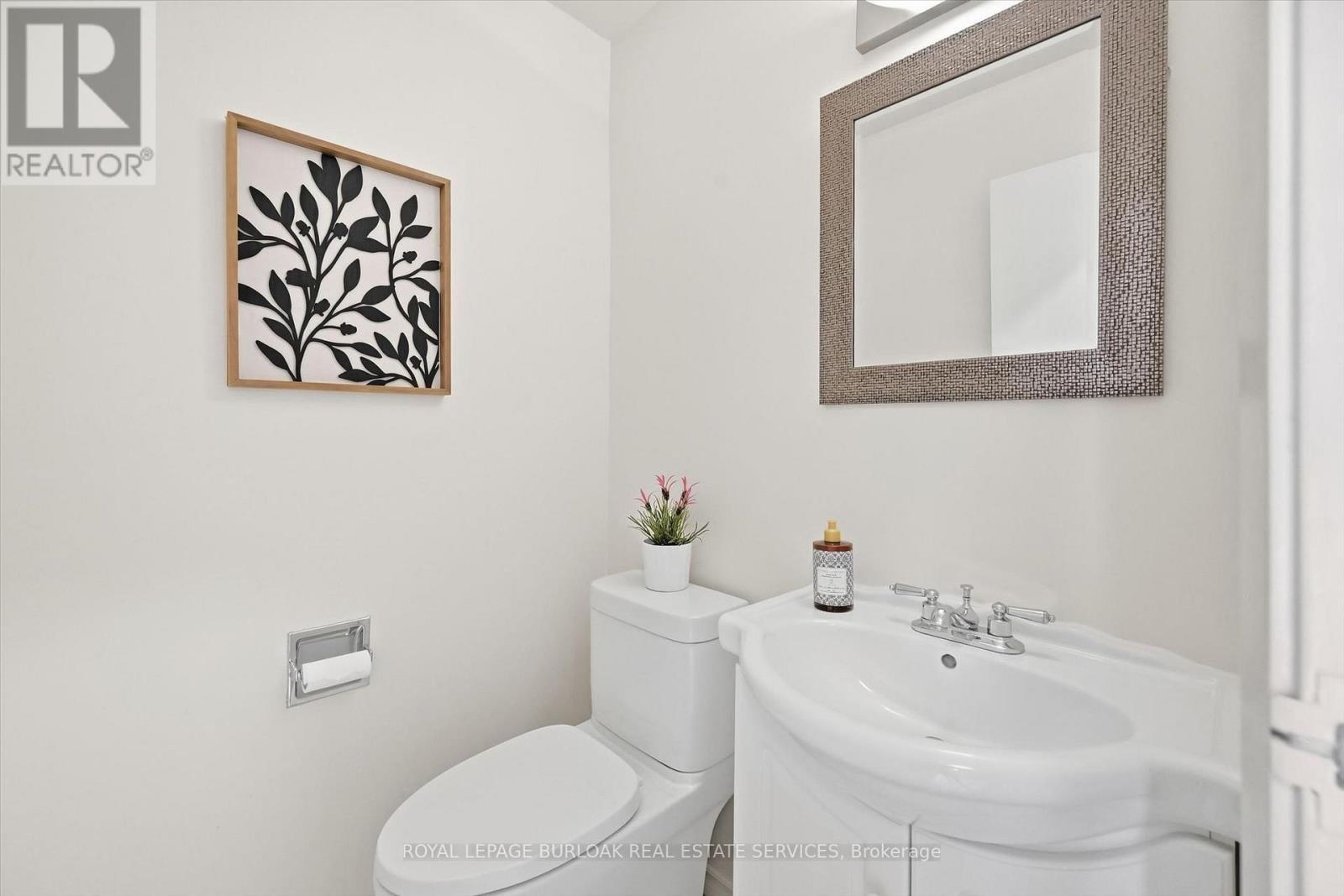 7 - 1576 Kerns Road, Burlington, ON