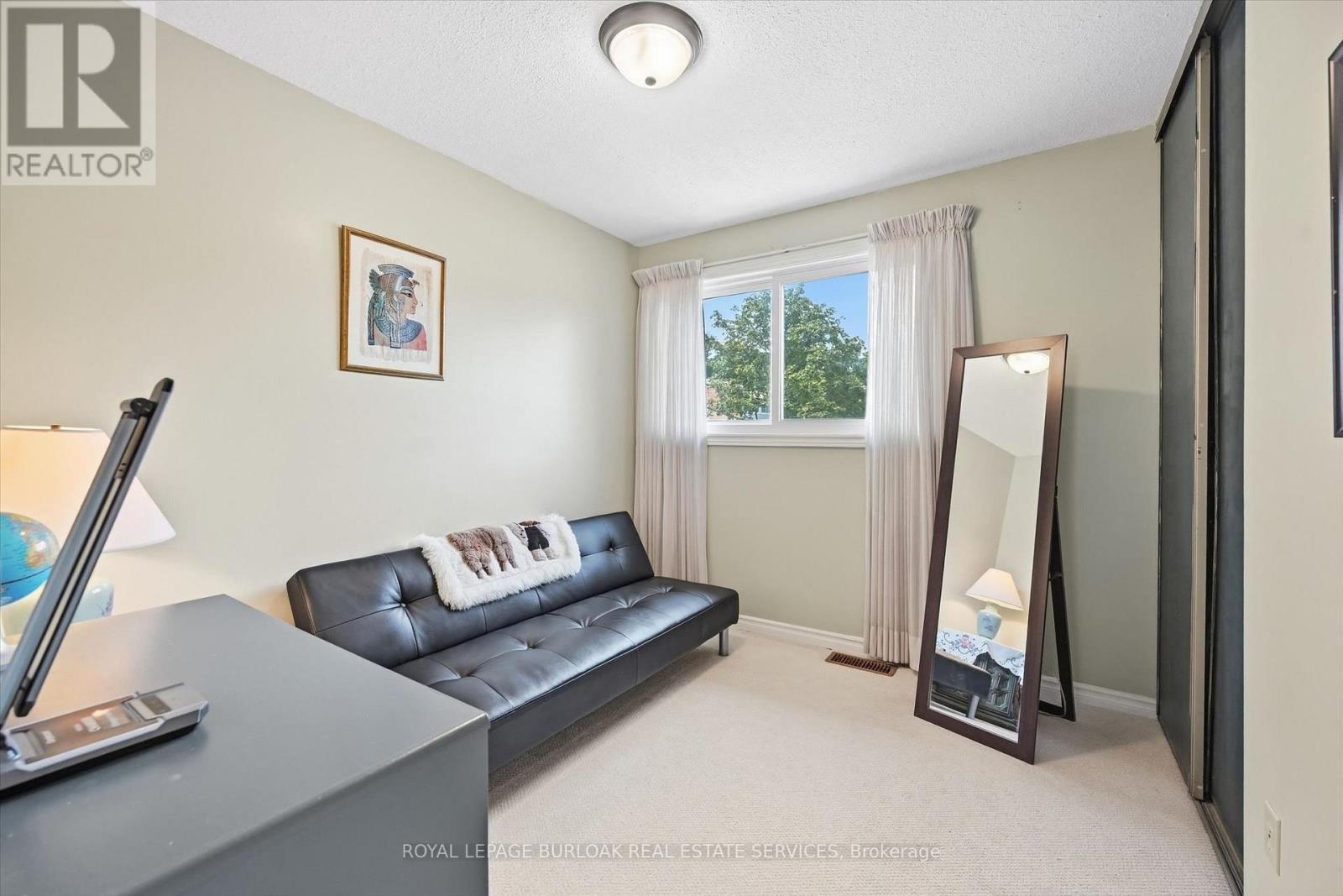7 - 1576 Kerns Road, Burlington, ON