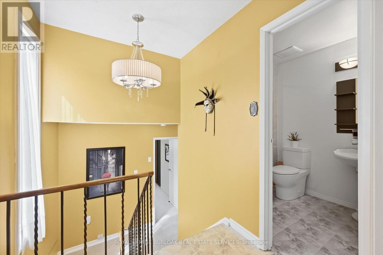 7 - 1576 Kerns Road, Burlington, ON