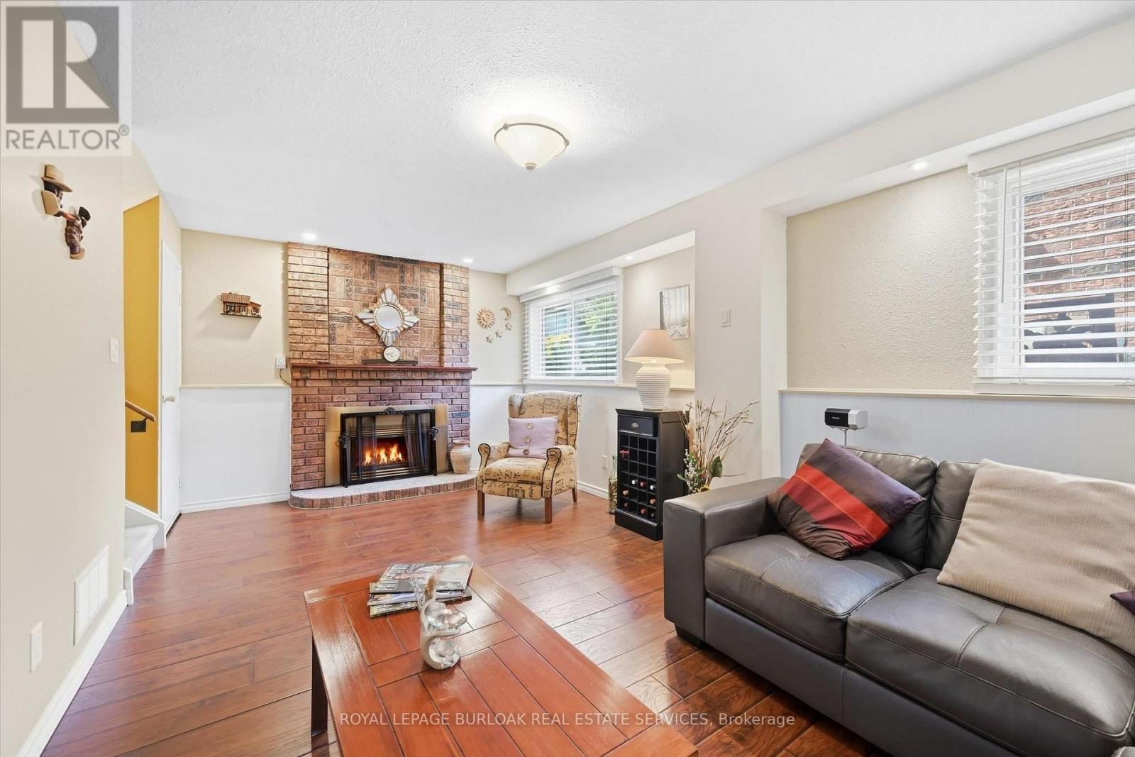 7 - 1576 Kerns Road, Burlington, ON