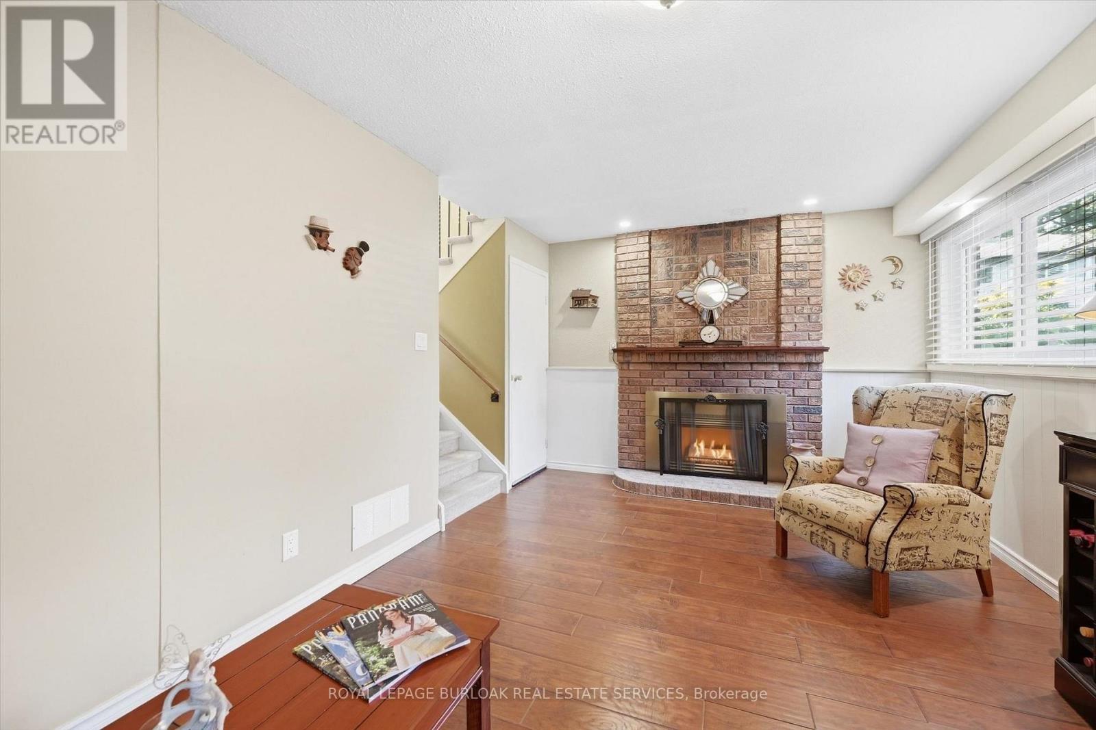 7 - 1576 Kerns Road, Burlington, ON