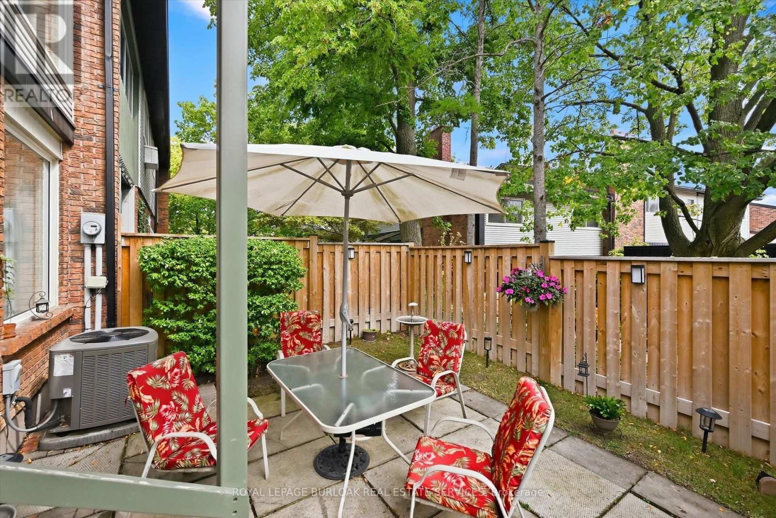 7 - 1576 Kerns Road, Burlington, ON
