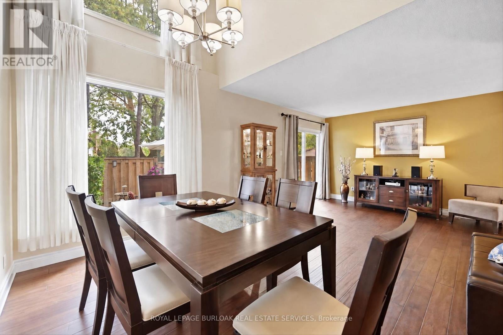 7 - 1576 Kerns Road, Burlington, ON