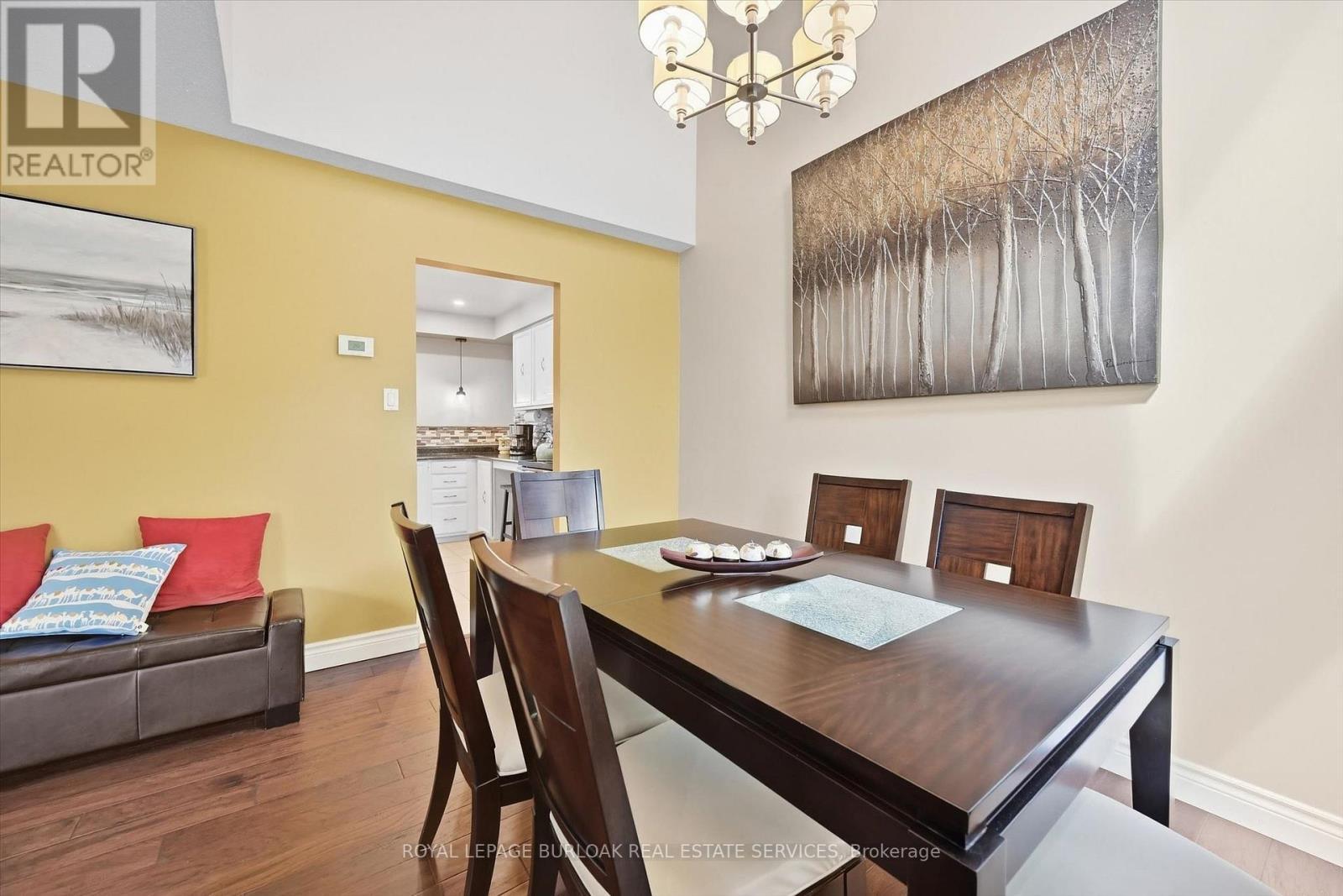 7 - 1576 Kerns Road, Burlington, ON