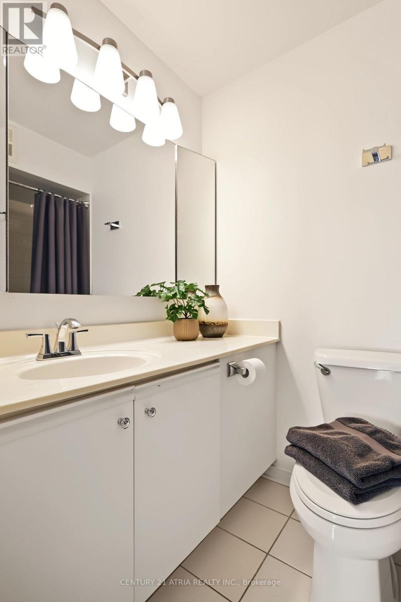 5 - 1241 Parkwest Place, Mississauga, ON