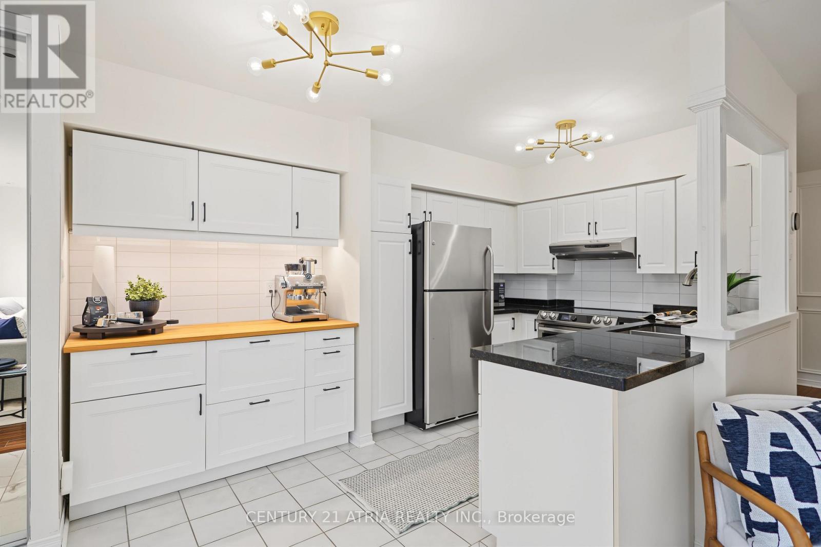 5 - 1241 Parkwest Place, Mississauga, ON
