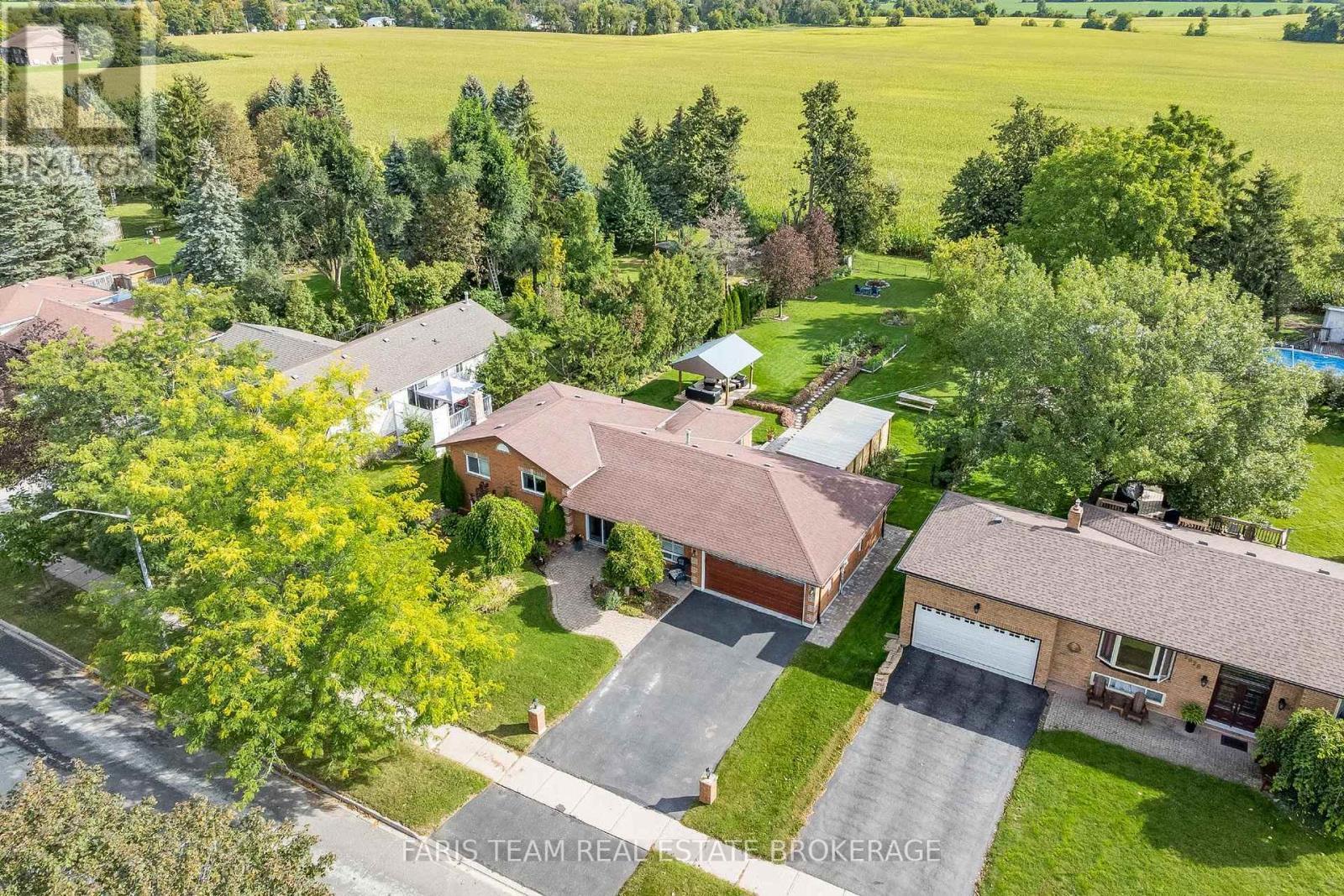2032 Chantler Street, Innisfil, ON