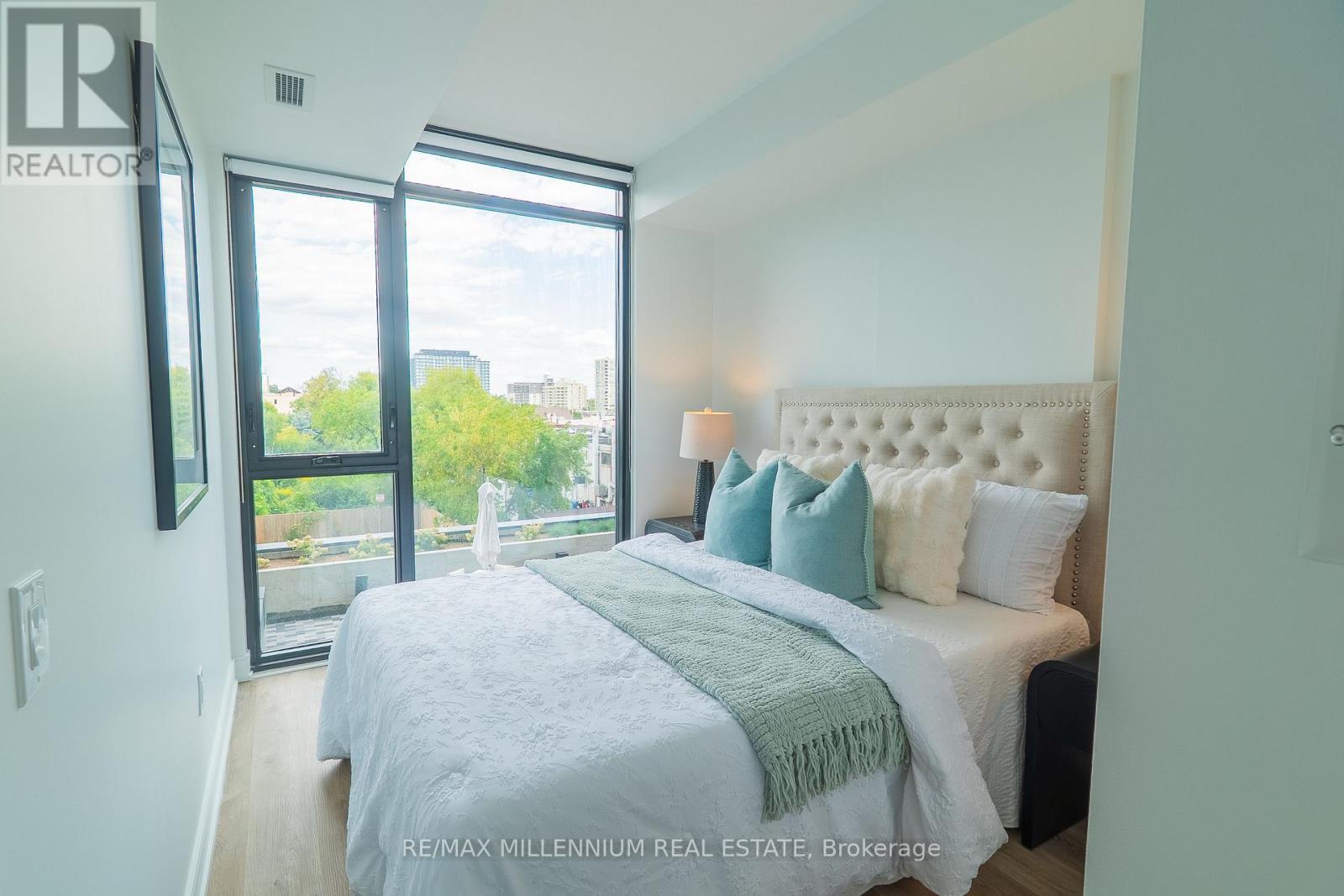 330 - 3009 Novar Road, Mississauga, ON