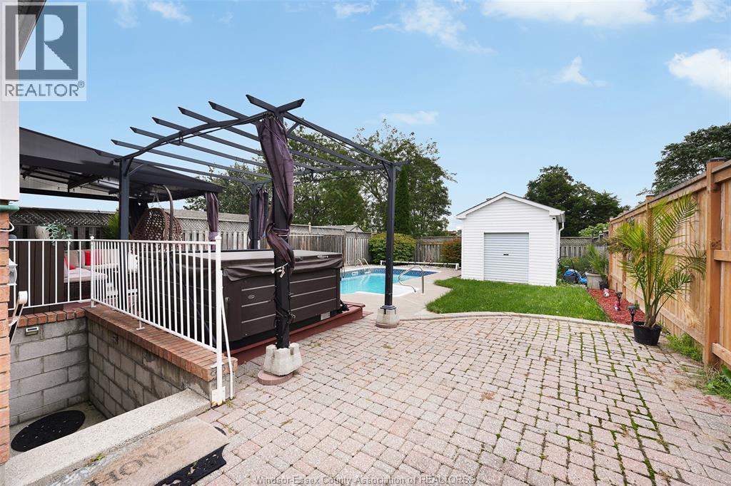 12589 Horwood Crescent, Tecumseh, ON