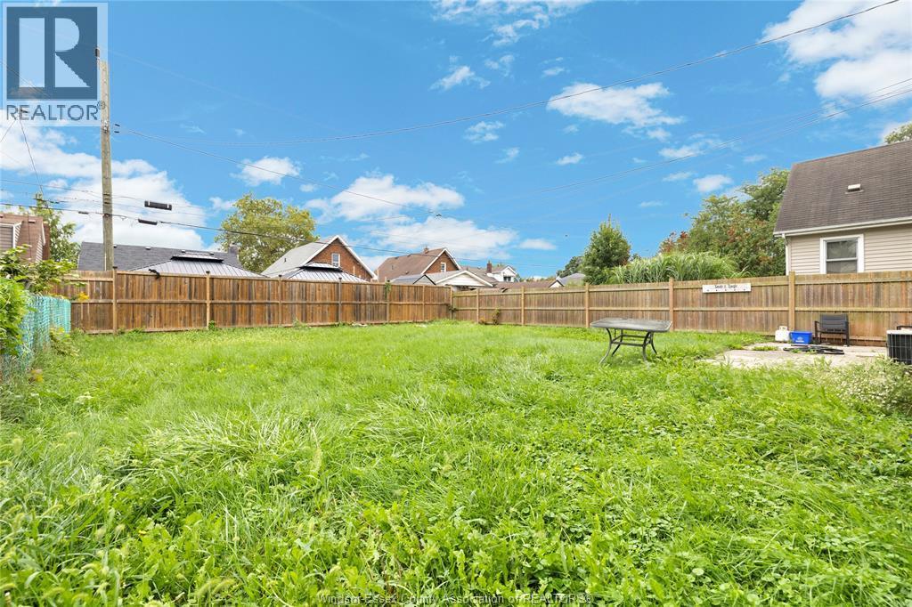 1658 Arthur, Windsor, ON