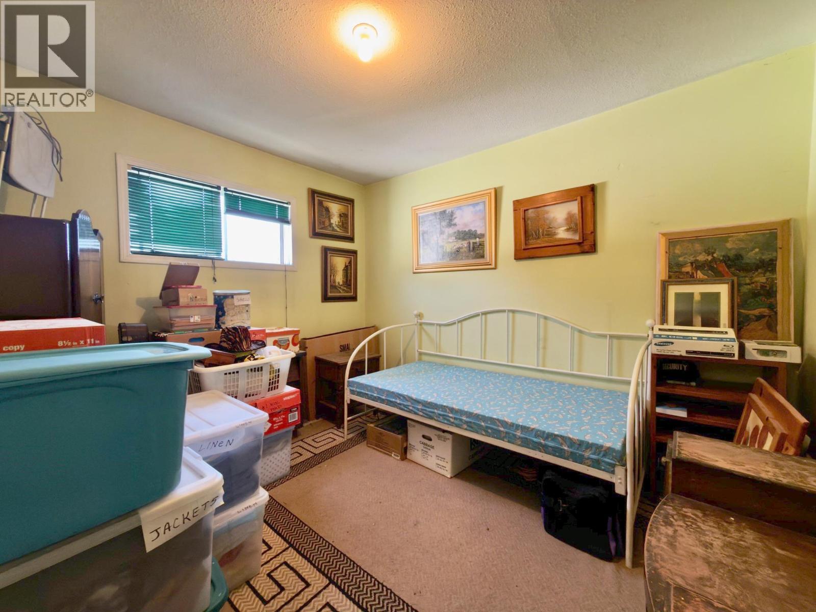 875 Tilton Avenue, Oliver, BC