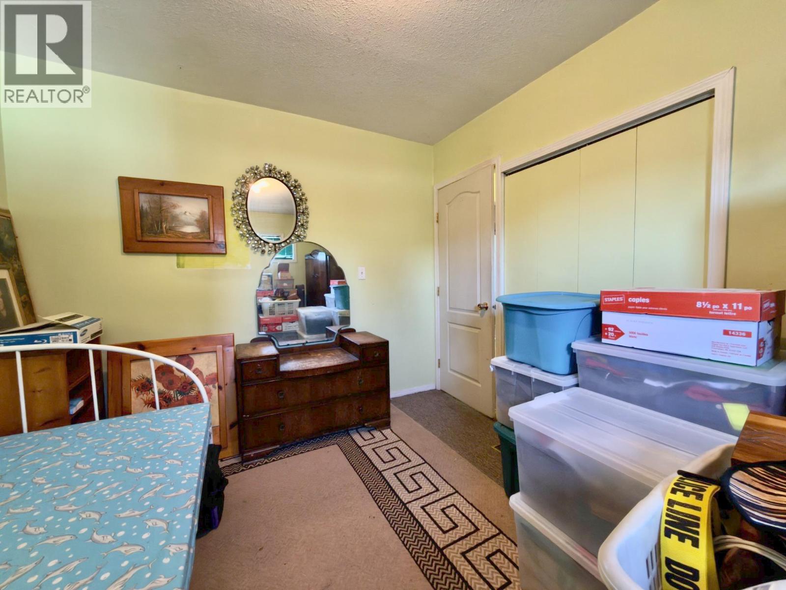 875 Tilton Avenue, Oliver, BC