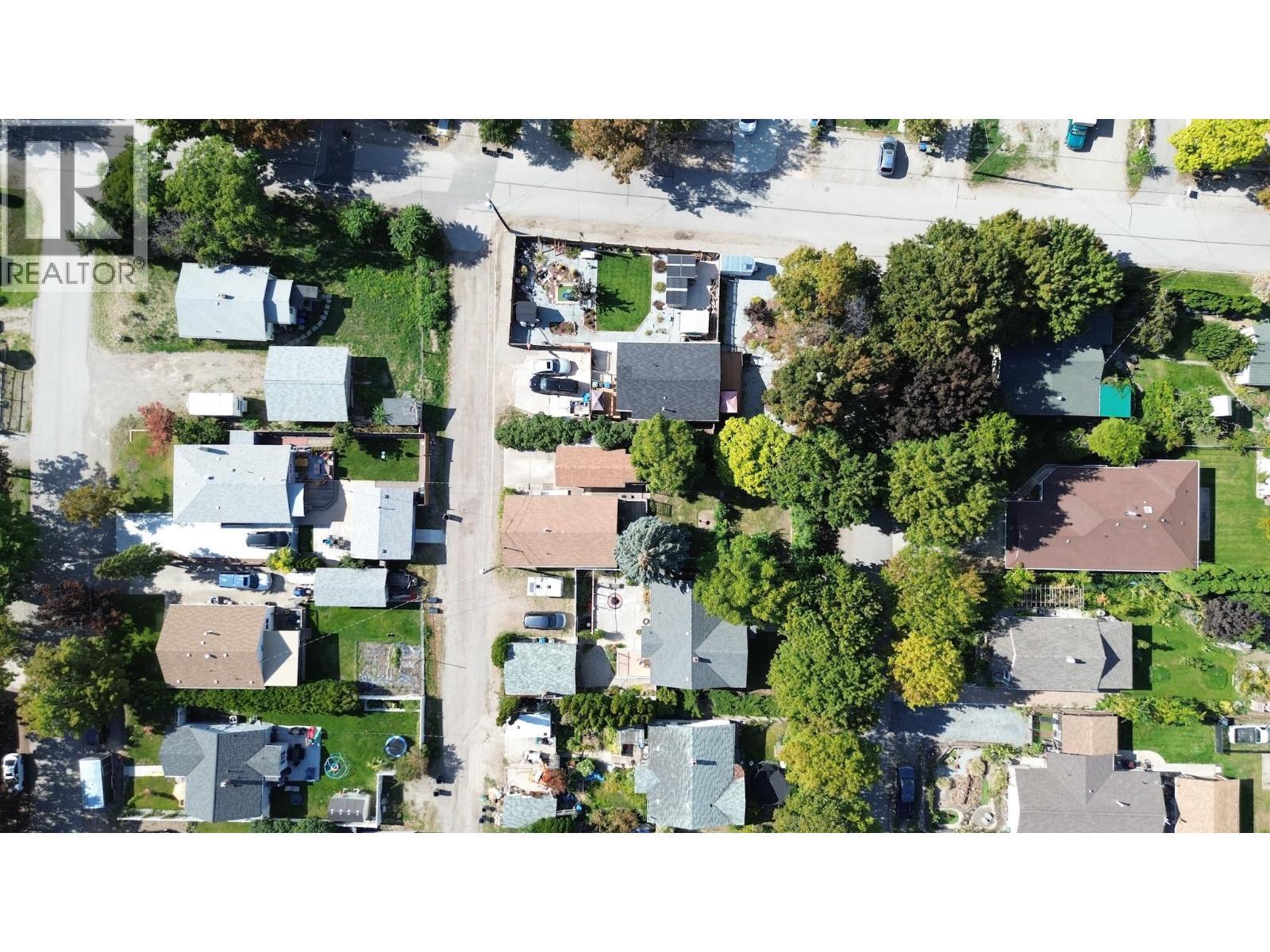 875 Tilton Avenue, Oliver, BC