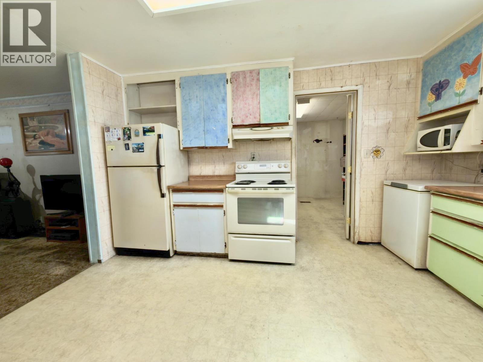 875 Tilton Avenue, Oliver, BC