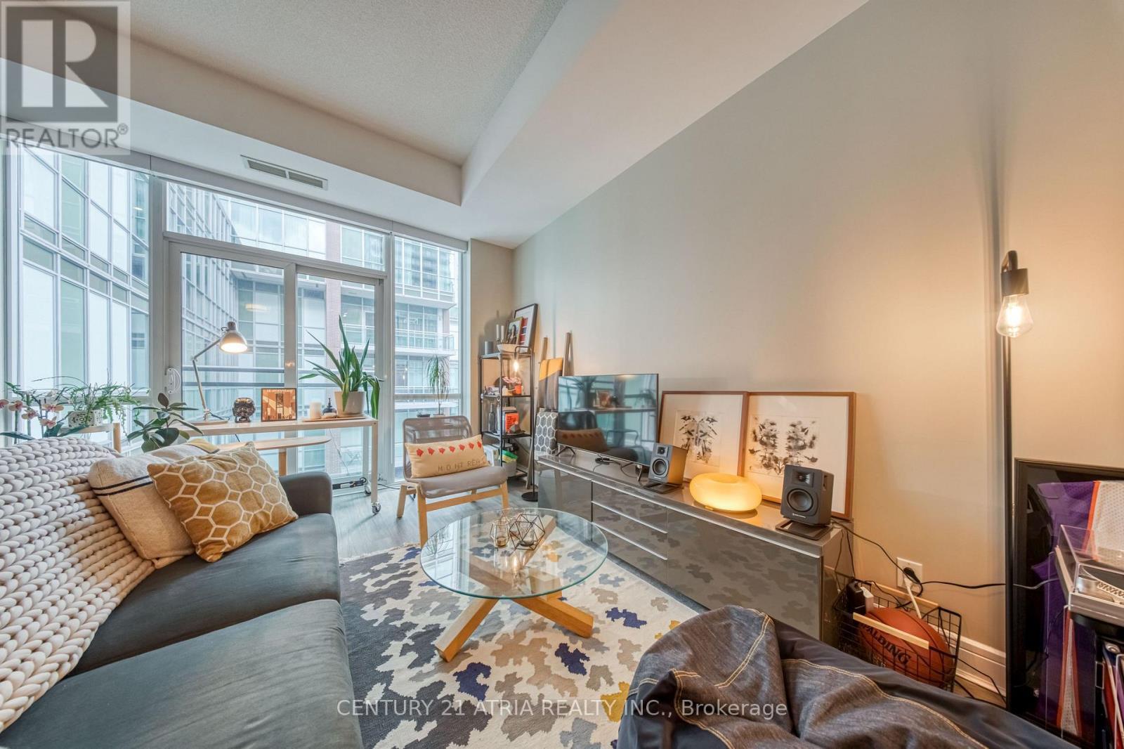 S703 - 112 George Street, Toronto, ON