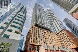 1911 - 8 WIDMER STREET Toronto, ON M5V 0W6
