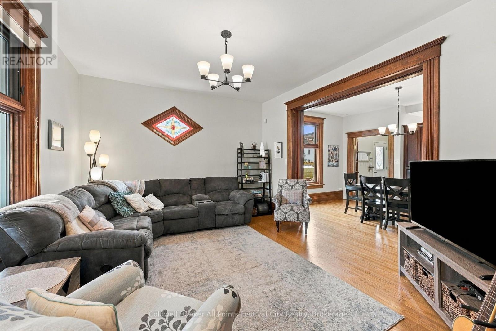 44 Trafalgar Street, Goderich (Goderich (Town)), ON