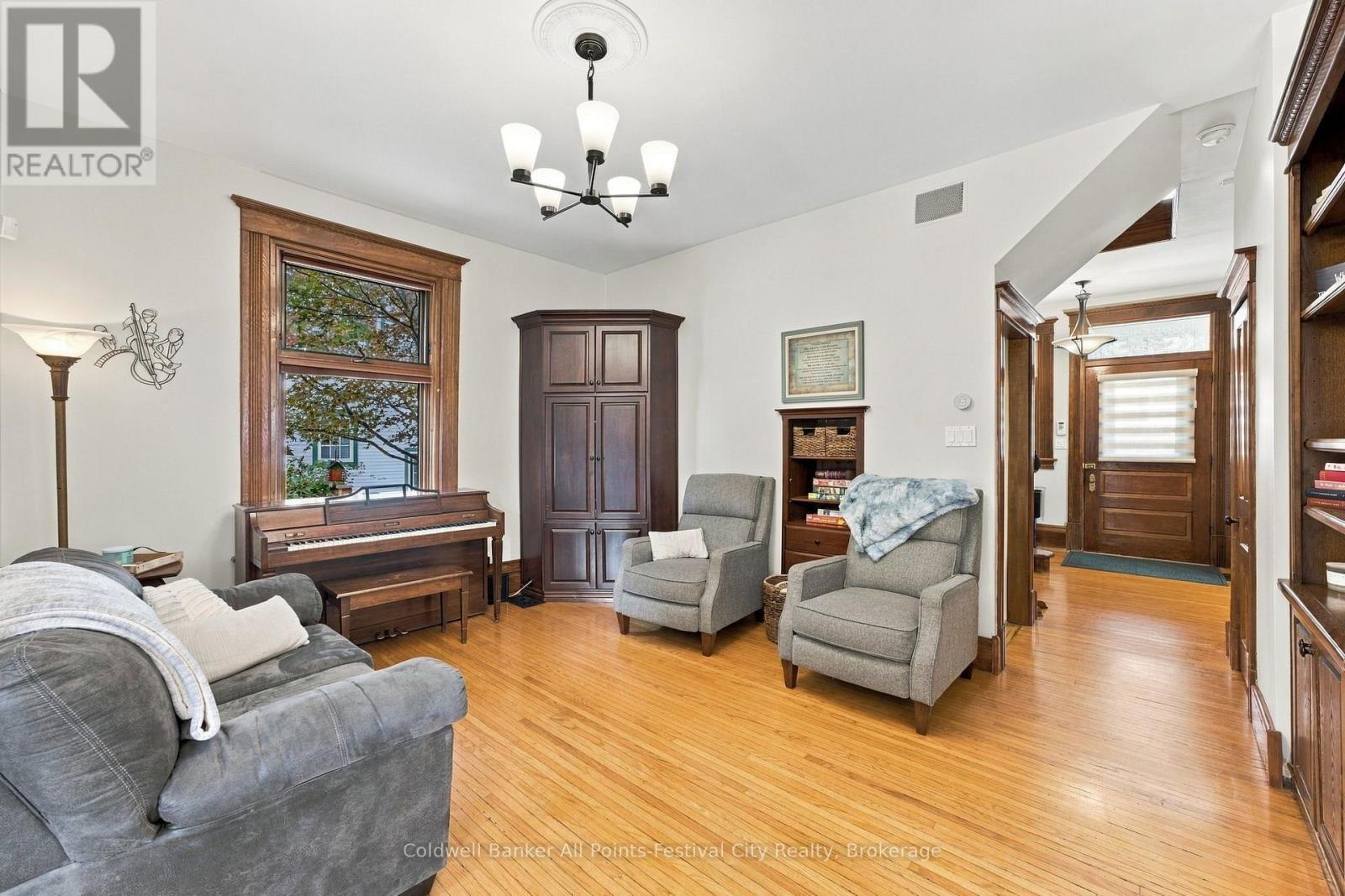 44 Trafalgar Street, Goderich (Goderich (Town)), ON