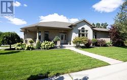 2 FINDLAY PLACE Stratford, ON N5A 0A7