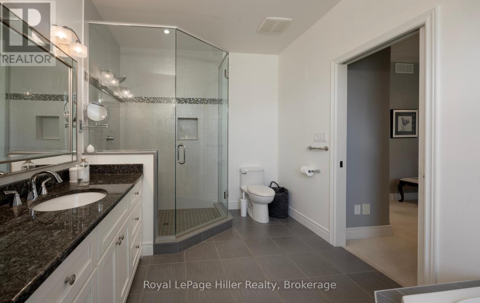 2 Findlay Place, Stratford, ON