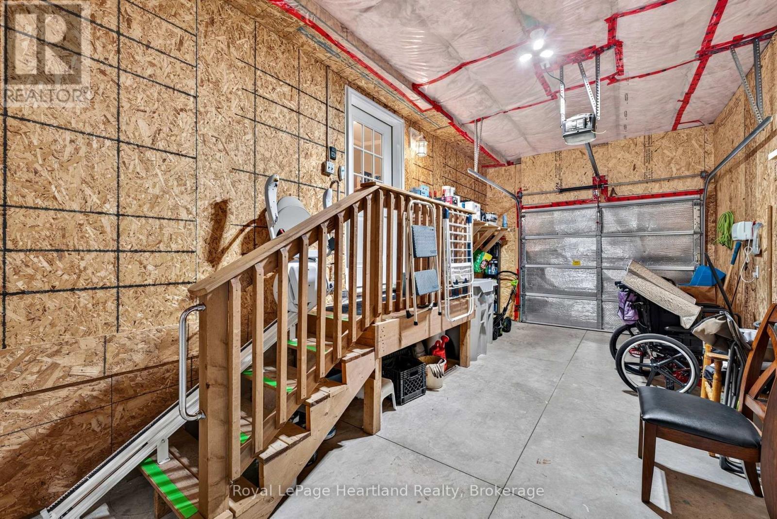 24 Kellestine Drive, Strathroy-Caradoc (Sw), ON