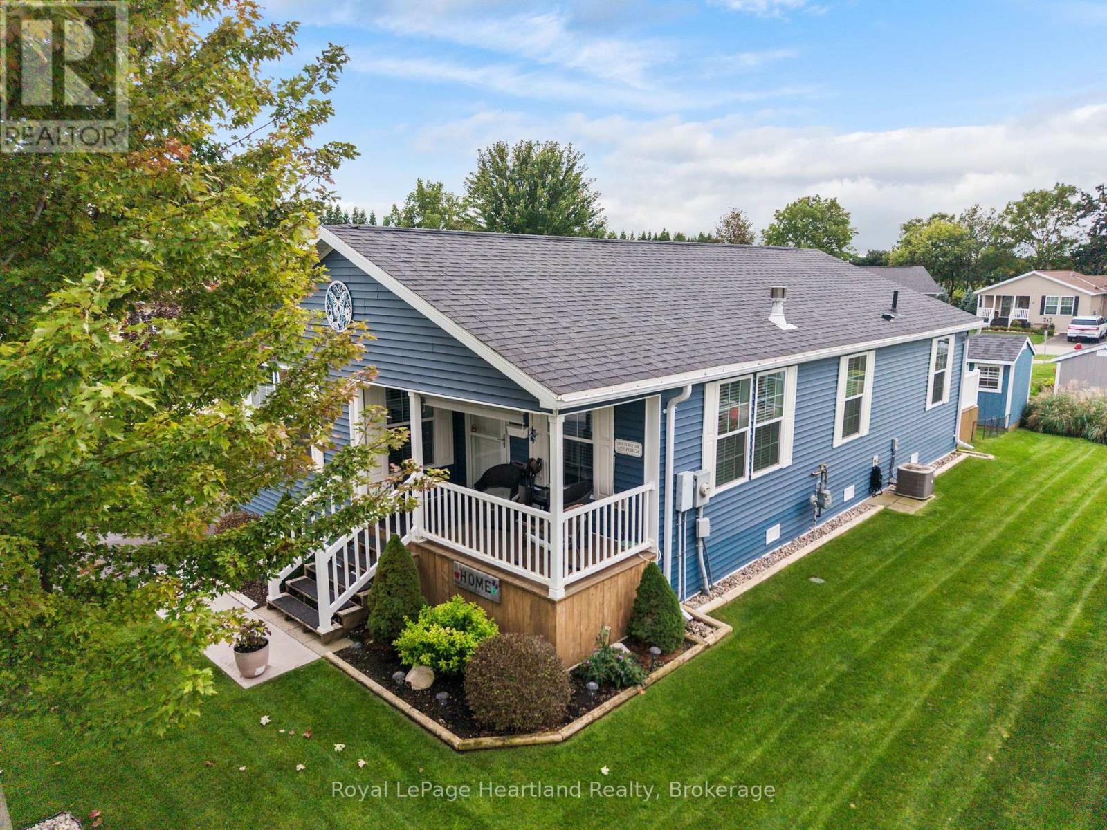 24 Kellestine Drive, Strathroy-Caradoc (Sw), ON
