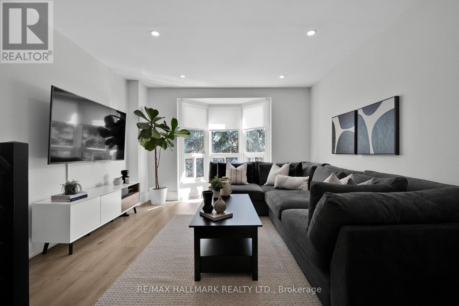 72 Hamilton Street, Toronto, ON