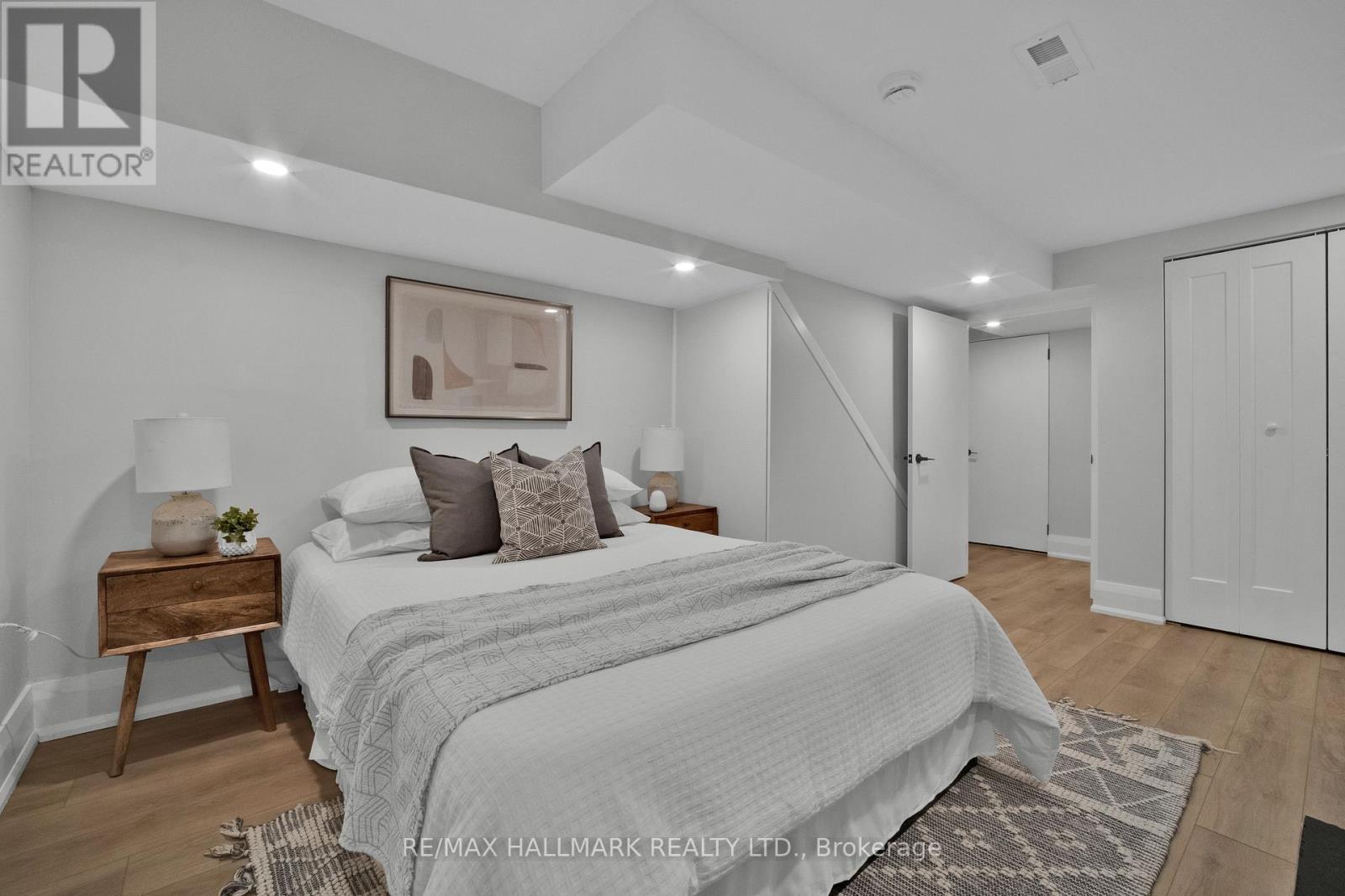 72 Hamilton Street, Toronto, ON