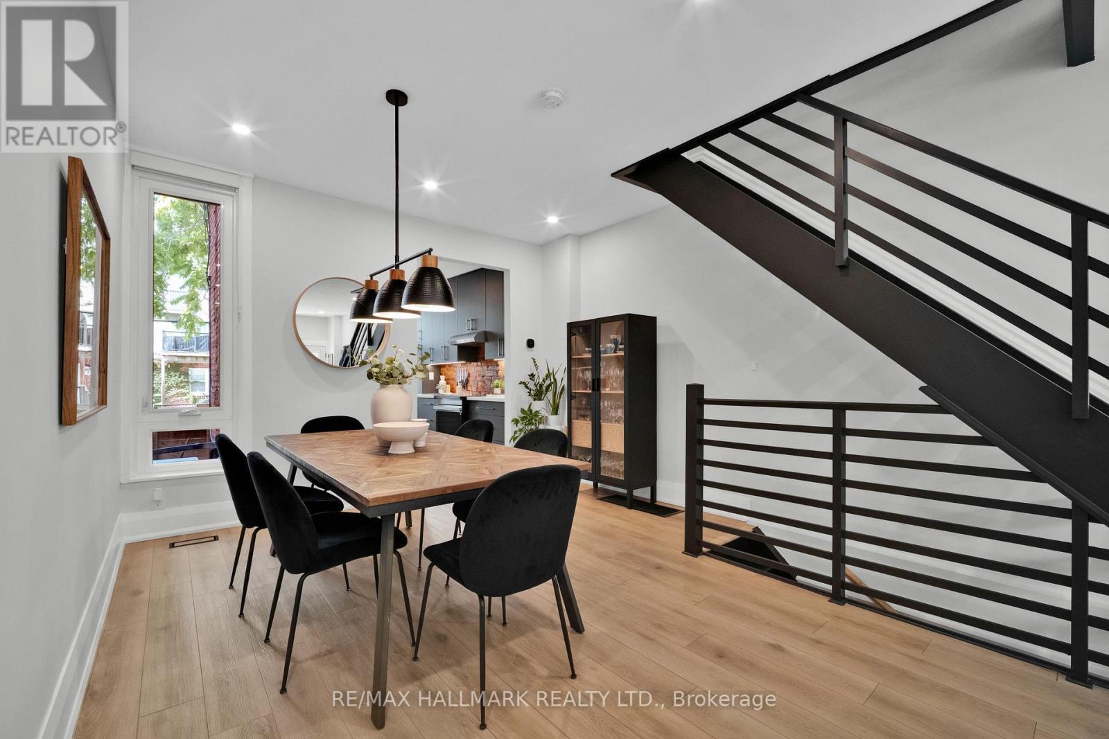 72 Hamilton Street, Toronto, ON