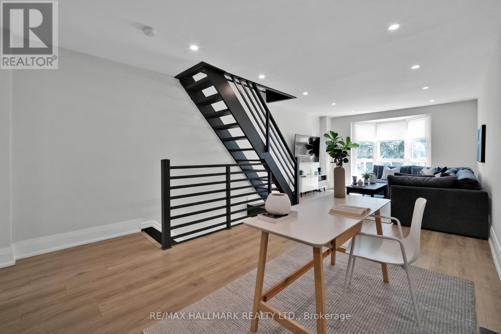 72 Hamilton Street, Toronto, ON