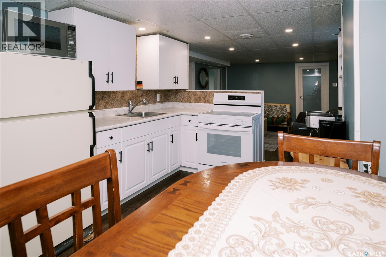 306 Egbert Avenue, Saskatoon, SK