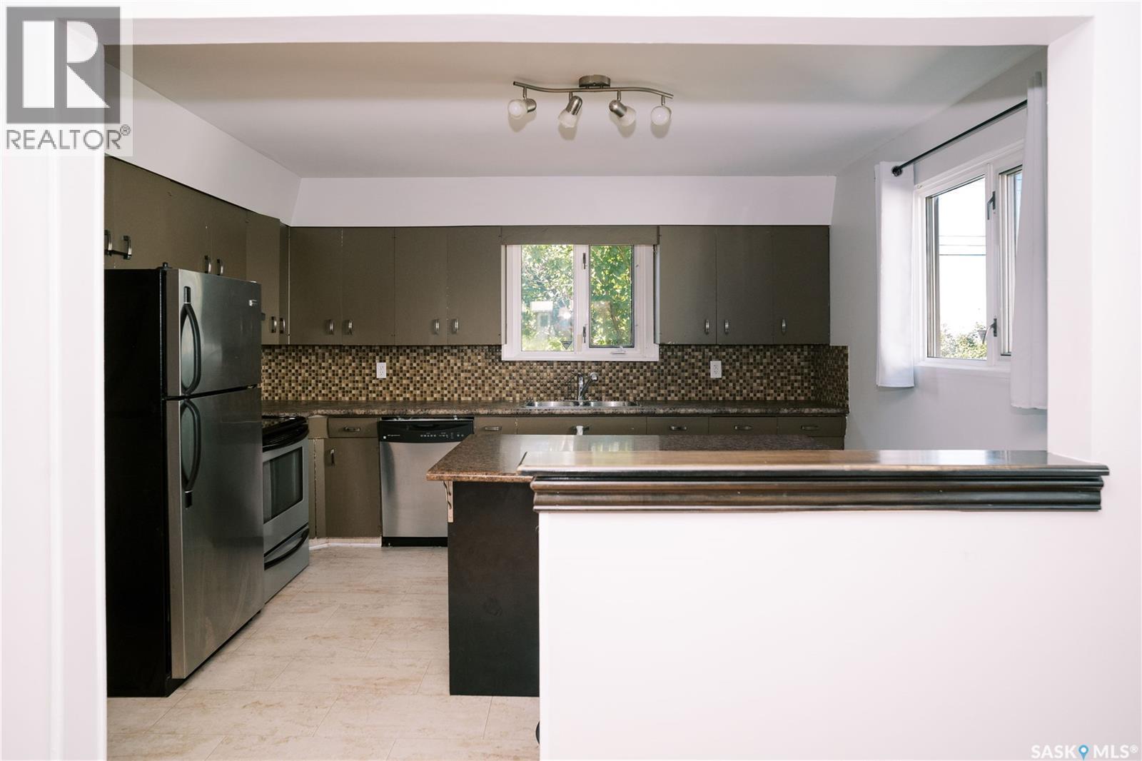 306 Egbert Avenue, Saskatoon, SK