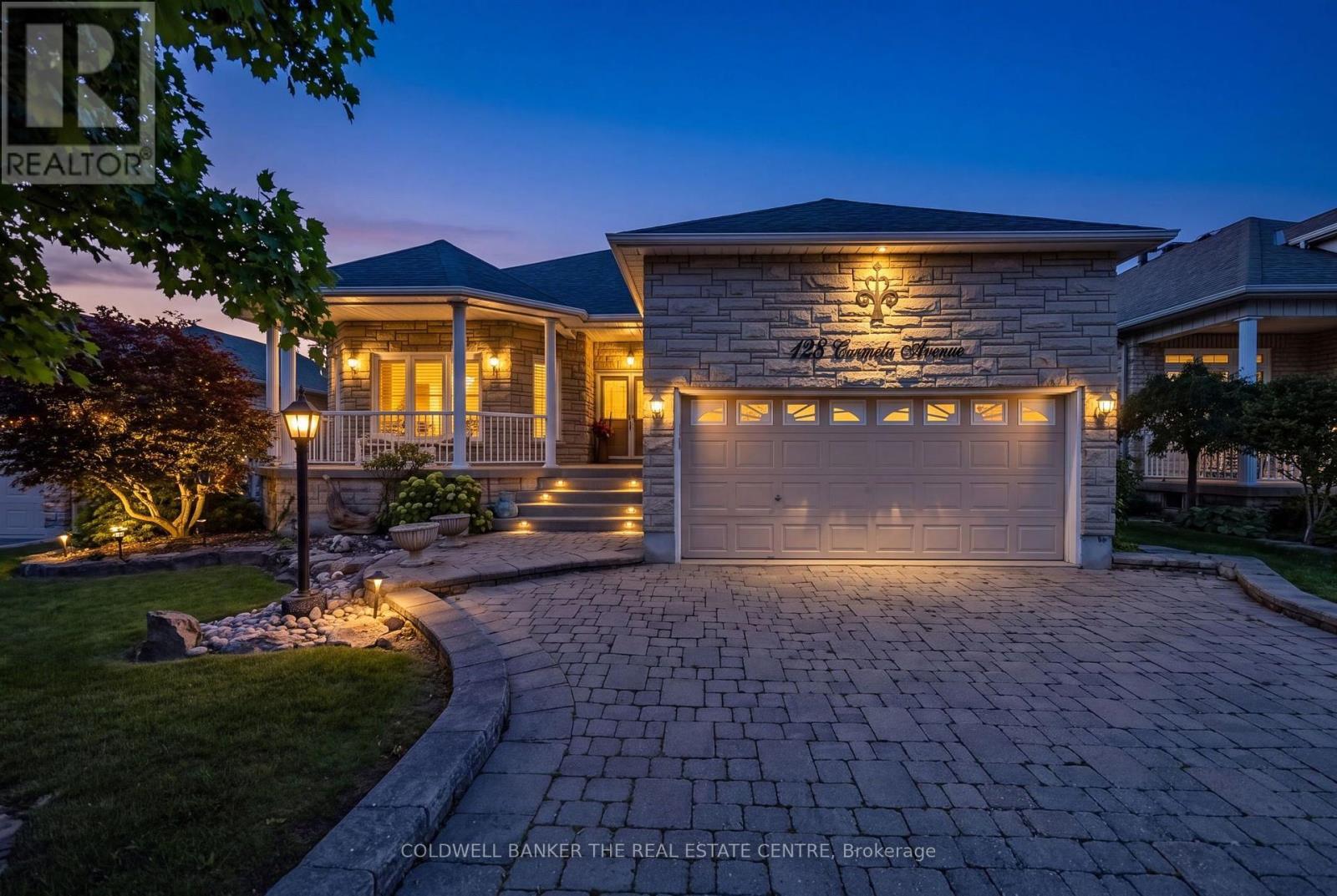 128 Carmela Avenue, Richmond Hill, ON