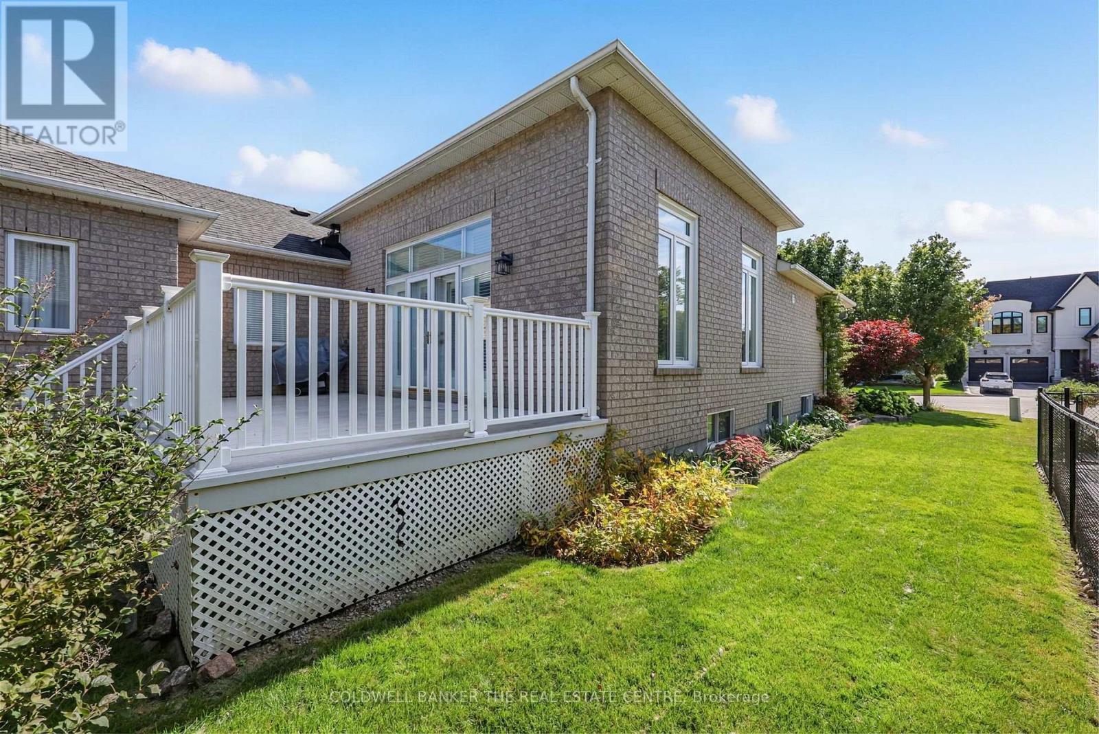 128 Carmela Avenue, Richmond Hill, ON