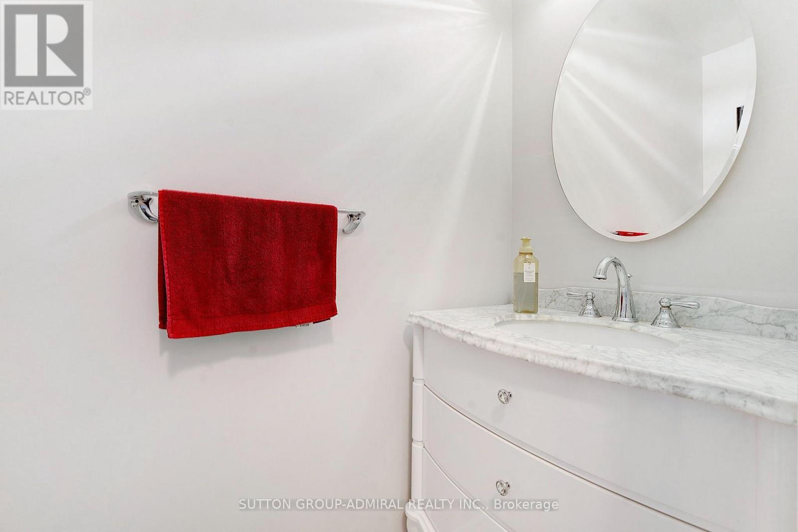 26 Albery Crescent, Aurora, ON