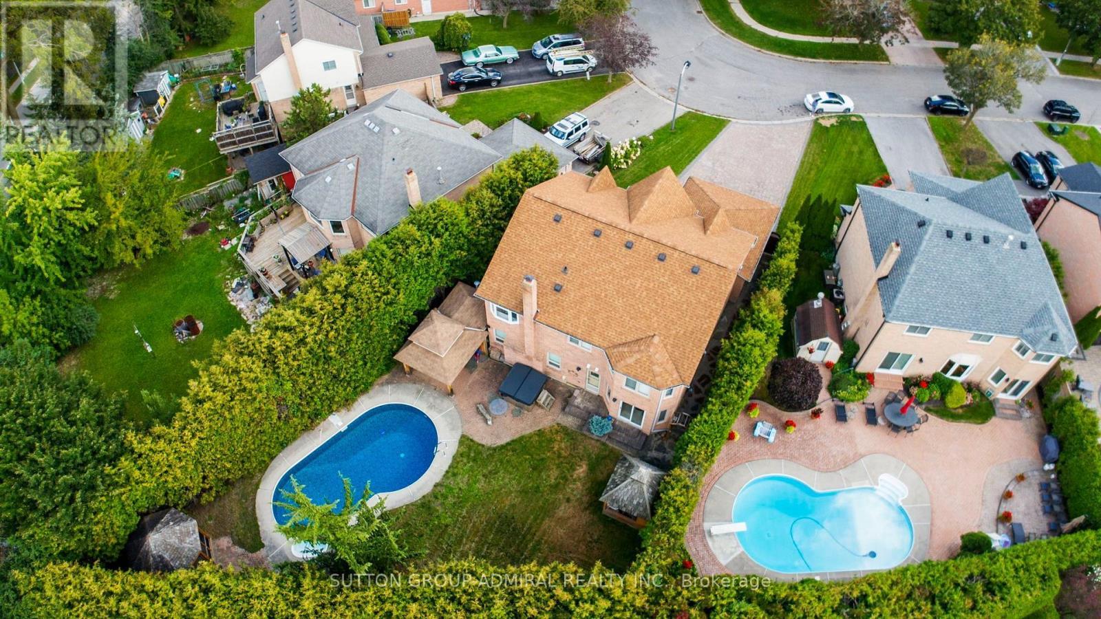 26 Albery Crescent, Aurora, ON