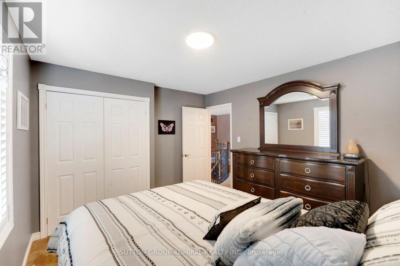26 Albery Crescent, Aurora, ON