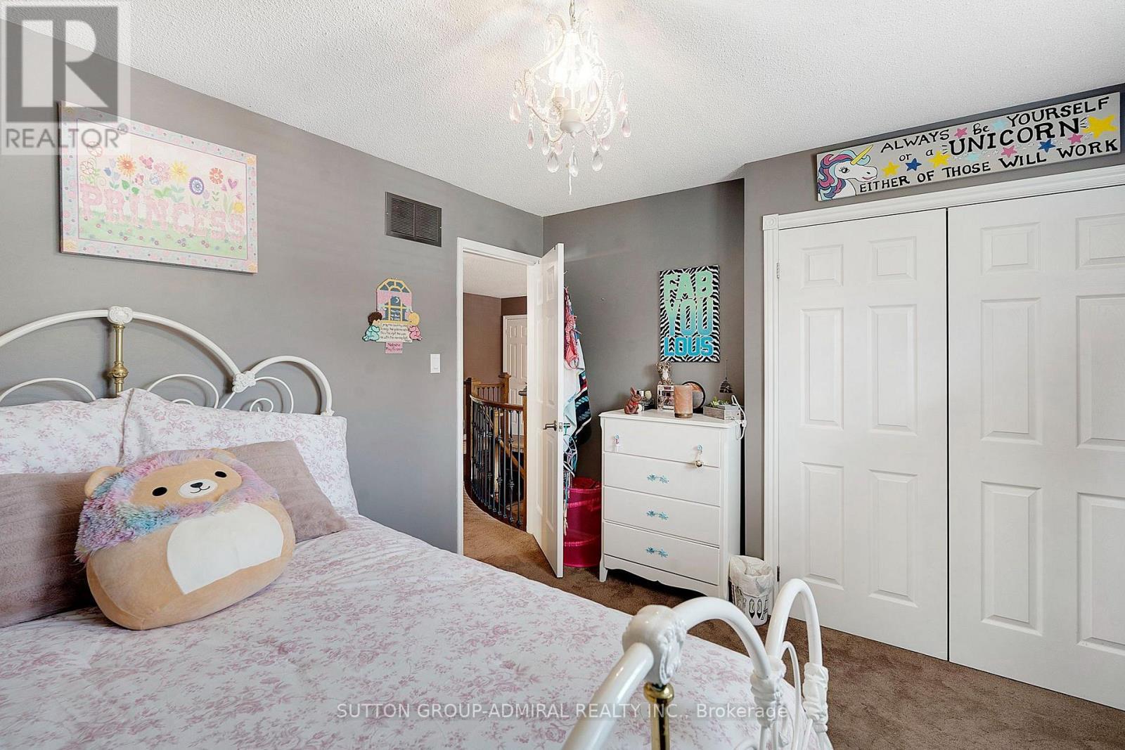 26 Albery Crescent, Aurora, ON
