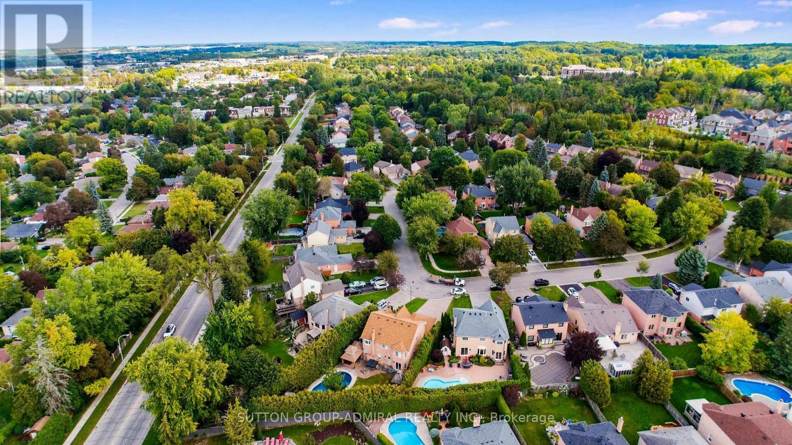 26 Albery Crescent, Aurora, ON